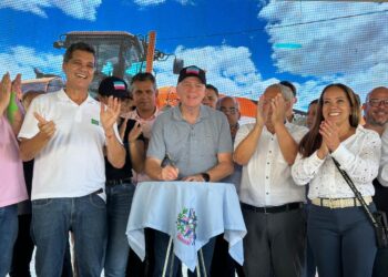 Governo do Estado entrega equipamentos e anuncia R$ 20 milhões em novos investimentos em Mucurici