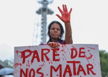 Em Brasília, mulheres denunciam feminicídios e a omissão do Estado