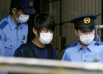 Japão: assassino de ex-primeiro-ministro é condenado à prisão perpétua