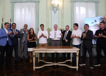 Governador sanciona Leis de Carreira e Estatuto da Polícia Científica do Espírito Santo