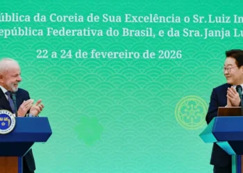Em Seul, Lula anuncia acordos comerciais com a Coreia do Sul