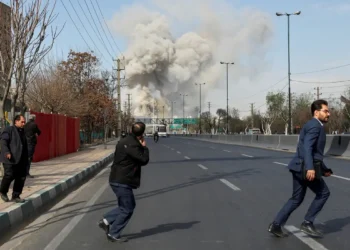 Guerra no Irã amplia risco ambiental e climático, diz relatório