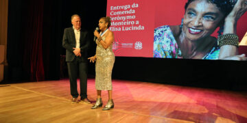 Lançamento de Revista Traços no Espírito Santo conta com homenagem a Elisa Lucinda