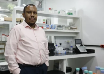 Cientistas brasileiros são premiados por pesquisas sobre Alzheimer