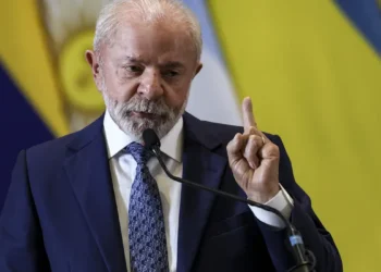 Lula faz apelo à paz, condena corrida armamentista e critica ONU