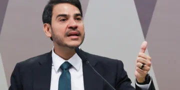 CCJ aprova Jorge Messias para o STF por 16 a 11; plenário decide ainda nesta quarta