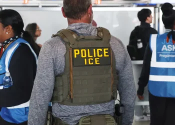 EUA pedem saída de “funcionário brasileiro” por manipular imigração