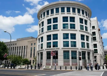 Suspeito de ataque é acusado de tentar assassinar Trump