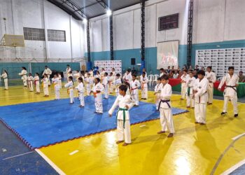 Em Jaguaré, Sesport entrega materiais esportivos do projeto Campeões de Futuro