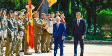 Lula alerta sobre risco de bets e big techs para famílias e democracia