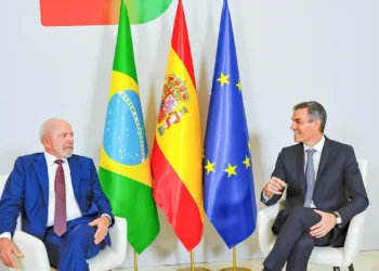 Brasil e Espanha assinam acordos sobre big techs e tecnologia digital