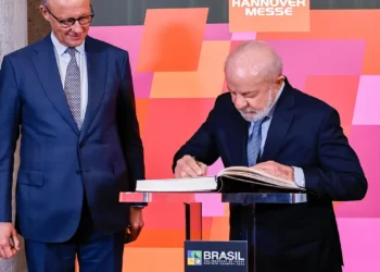 Na Alemanha, Lula defende parceria com Europa na descarbonização