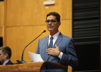 Ricardo Ferraço toma posse como governador do Espírito Santo