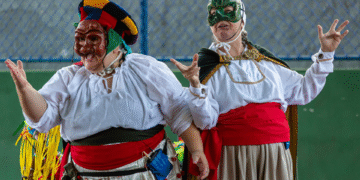 Projeto leva arte teatral gratuita para escolas da rede pública