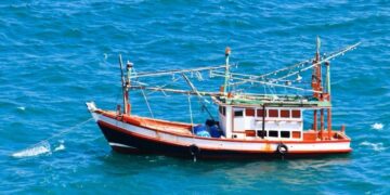 Pescadores artesanais do Espírito Santo podem solicitar vistoria pública de embarcações