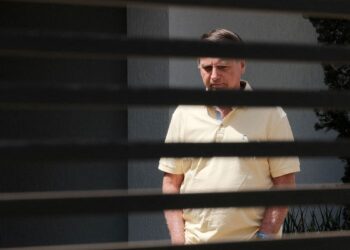 Bolsonaro entra com revisão criminal no STF para anular condenação