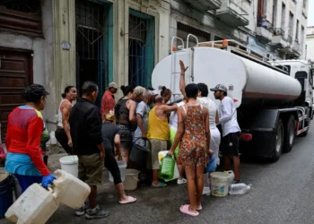 EUA oferecem US$ 100 mi a Cuba; Havana acusa Washington de crueldade