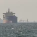 Irã nega passagem de navios dos EUA por Ormuz e petróleo dispara
