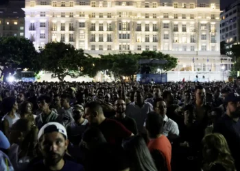 Mesmo com multidão, show de Shakira não registra ocorrência graves