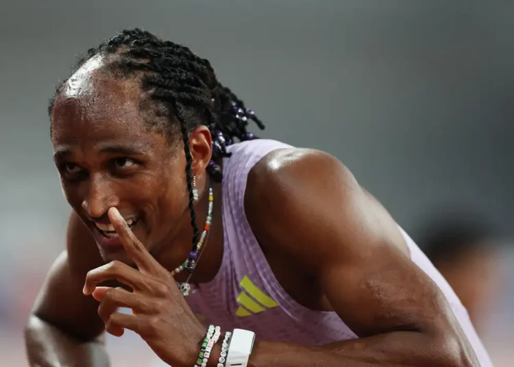 Alison dos Santos conquista ouro na etapa de Xiamen da Diamond League