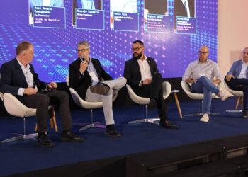 Evento em Vitória debate inovação e transformação digital no serviço público