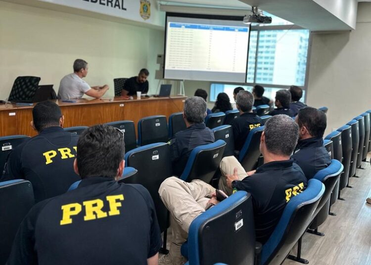 PRF/ES realiza reunião mensal de articulação com Ecovias 101 e ANTT para fortalecimento da segurança viária