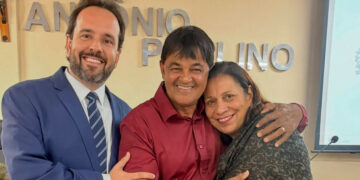 Câmara Municipal de Montanha presta homenagem oficial a Naldinho com 25 anos de serviço à saúde pública