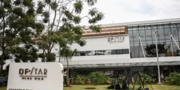 Bolsonaro passa por cirurgia no ombro em Brasília e segue internado para observação
