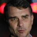Flávio Bolsonaro admite cobrança a Vorcaro, mas nega crime