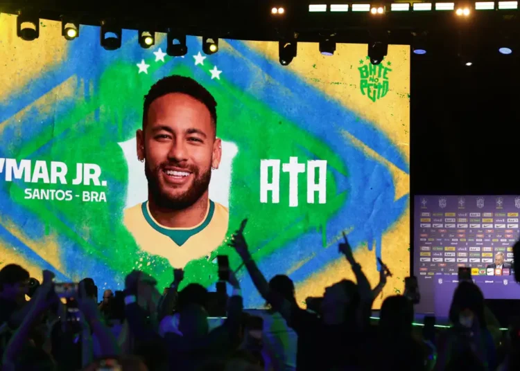 Lesionado, Neymar não joga amistosos e deve perder estreia na Copa