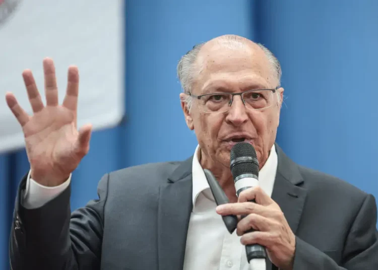 Alckmin espera diálogo e “boa química” em encontro entre Lula e Trump