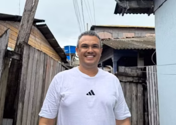 Flávio Dino mantém afastamento de vice-prefeito de Macapá