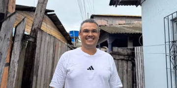 Flávio Dino mantém afastamento de vice-prefeito de Macapá