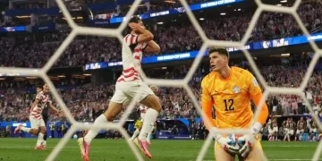 EUA estreia na Copa do Mundo com goleada sobre o Paraguai: 4×1