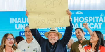 Lula defende Pix e diz que sistema brasileiro assusta norte-americanos