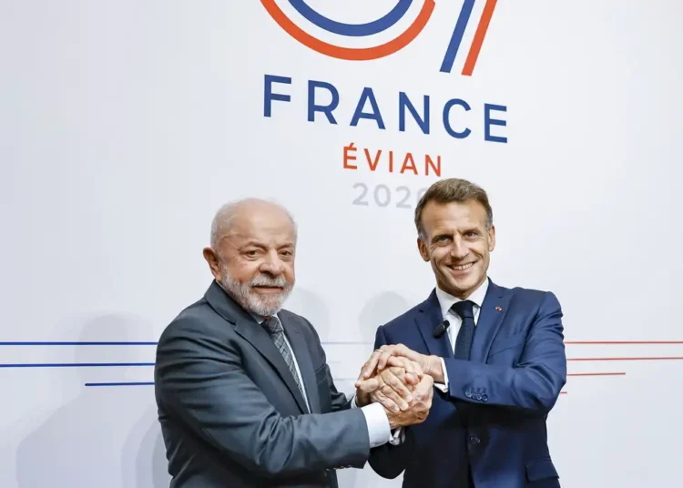 Lula tem encontros com presidentes da França e da Suíça