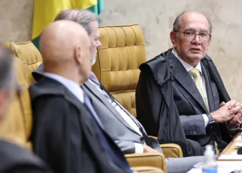 Gilmar Mendes propõe súmula para conter pautas-bomba no Congresso