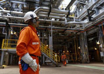 Economia brasileira cresceu 0,1% em abril, estima prévia da FGV