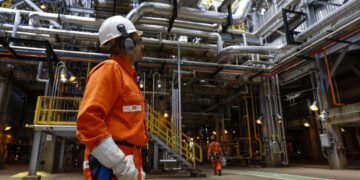 Economia brasileira cresceu 0,1% em abril, estima prévia da FGV
