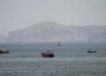 Navios já navegam pelo Estreito de Ormuz sob plano de retirada da ONU