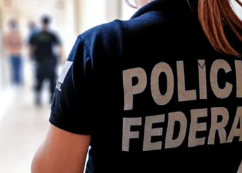 PF apreende celulares para coibir violência infantojuvenil na internet