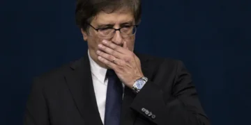 Gonet diz que não vê falta grave no caso da arma de Bolsonaro
