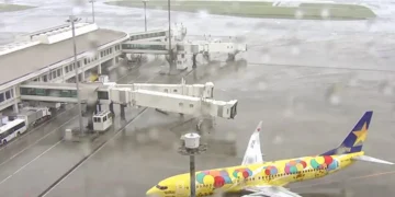 Japão tem quase 400 voos cancelados devido ao Tufão Jangmi