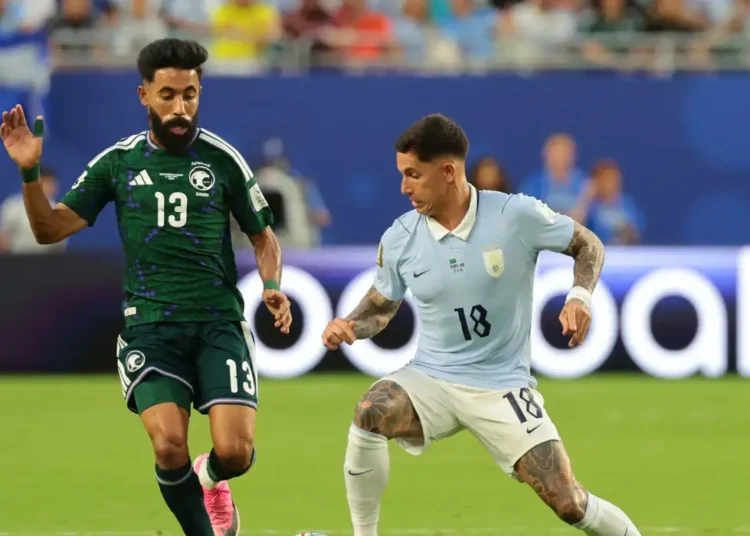 Uruguai arranca 1 a 1 com Arábia Saudita em estreia do Grupo H da Copa