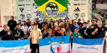 Espírito Santo conquista 34 medalhas no Campeonato Brasileiro de kickboxing