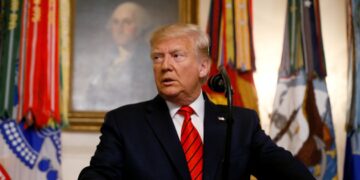 Trump ordena suspensão do comércio dos EUA com a Espanha