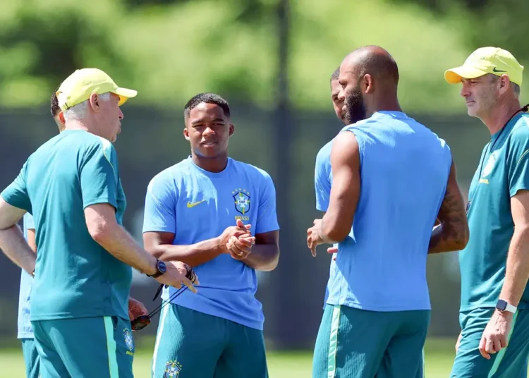Brasil faz último treino antes de encarar Noruega pelas oitavas