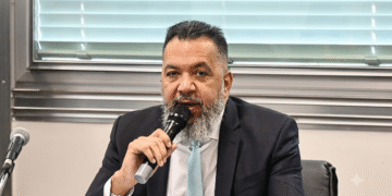 Moraes manda soltar ex-prefeito de Belford Roxo, após prisão com fuzil
