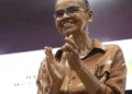Marina Silva recebe maior condecoração da França em Brasília