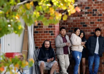 Estados Unidos suspendem pedidos de visto a imigrantes